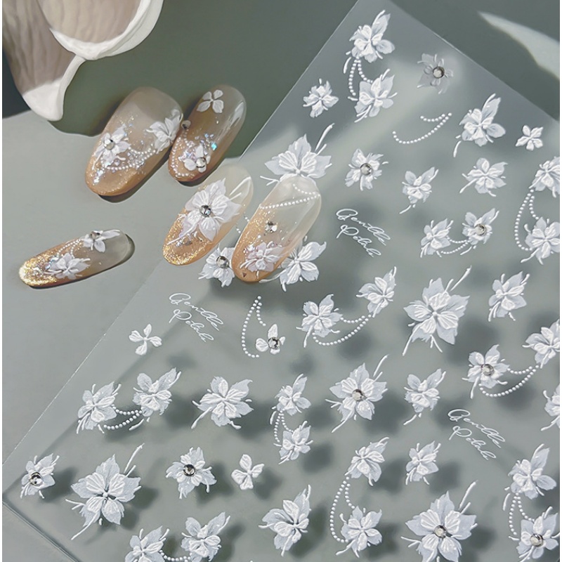 Nail Art Elegant - Elegant white butterfly flower nail art