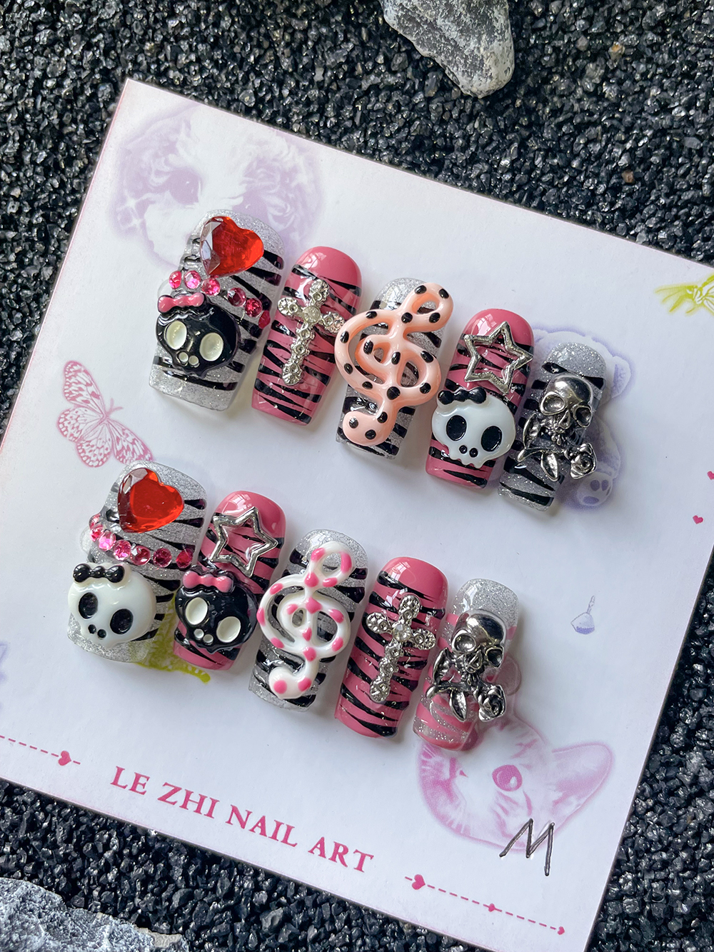 Y2K Hot Girl Skull Head Press  - مراجعة Nail Art Zebra Design وسعره