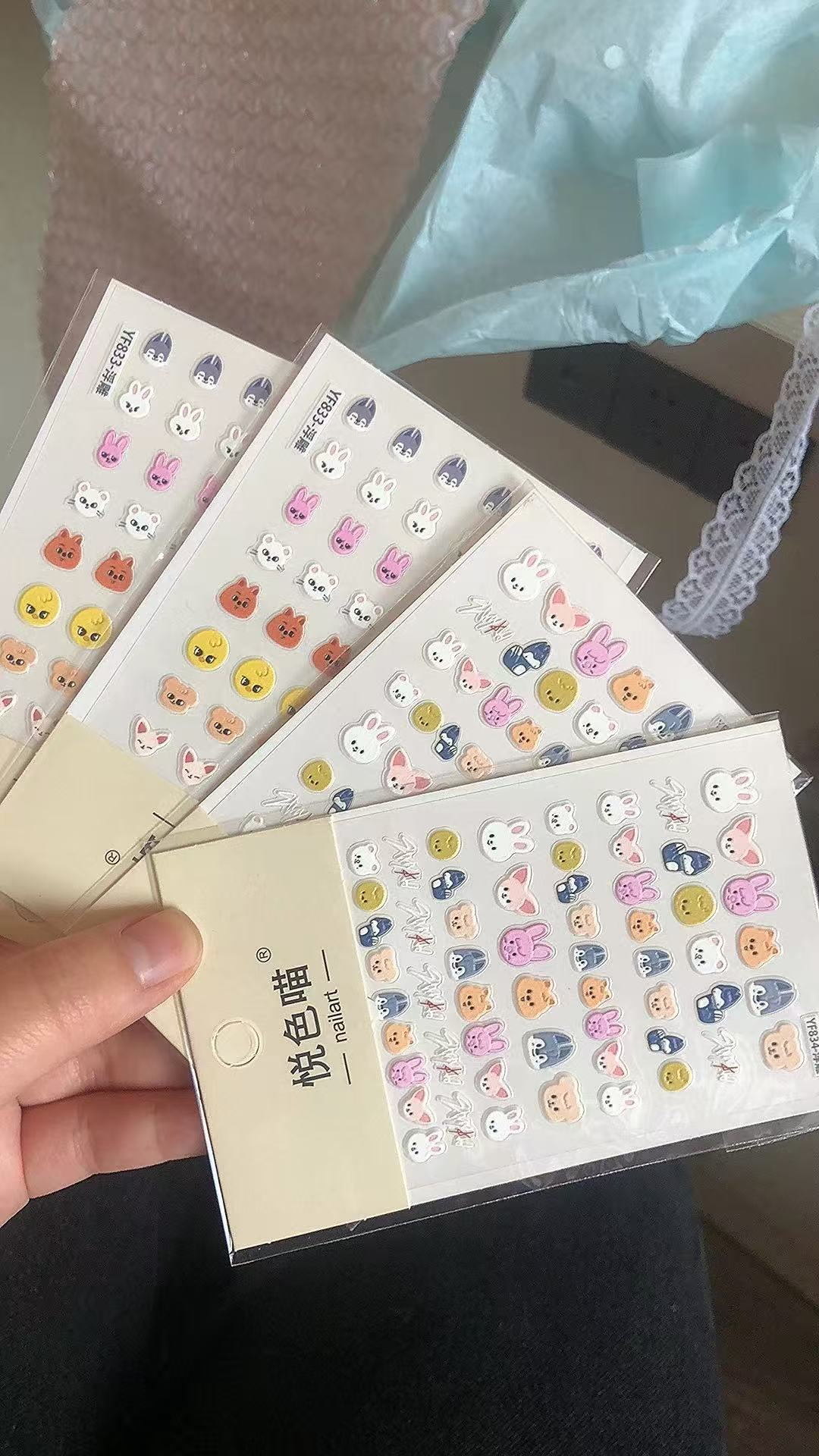 Popular Kpop SKZOO Nail Sticke - مراجعة Nail Art Motif وسعره