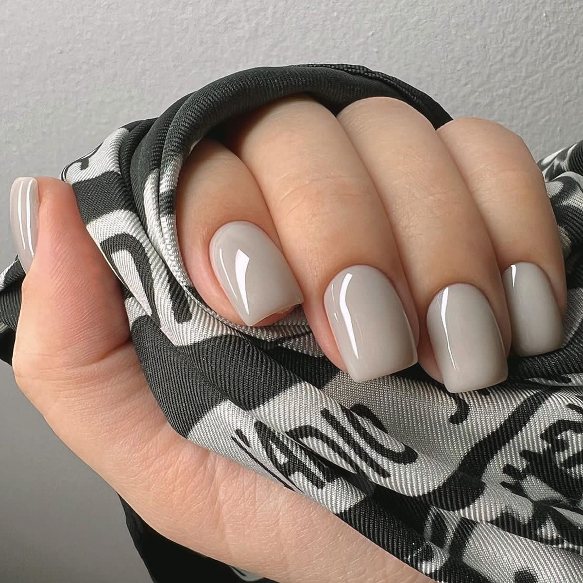 24p French Short Solid Color F - مراجعة Nail Art Elegant وسعره